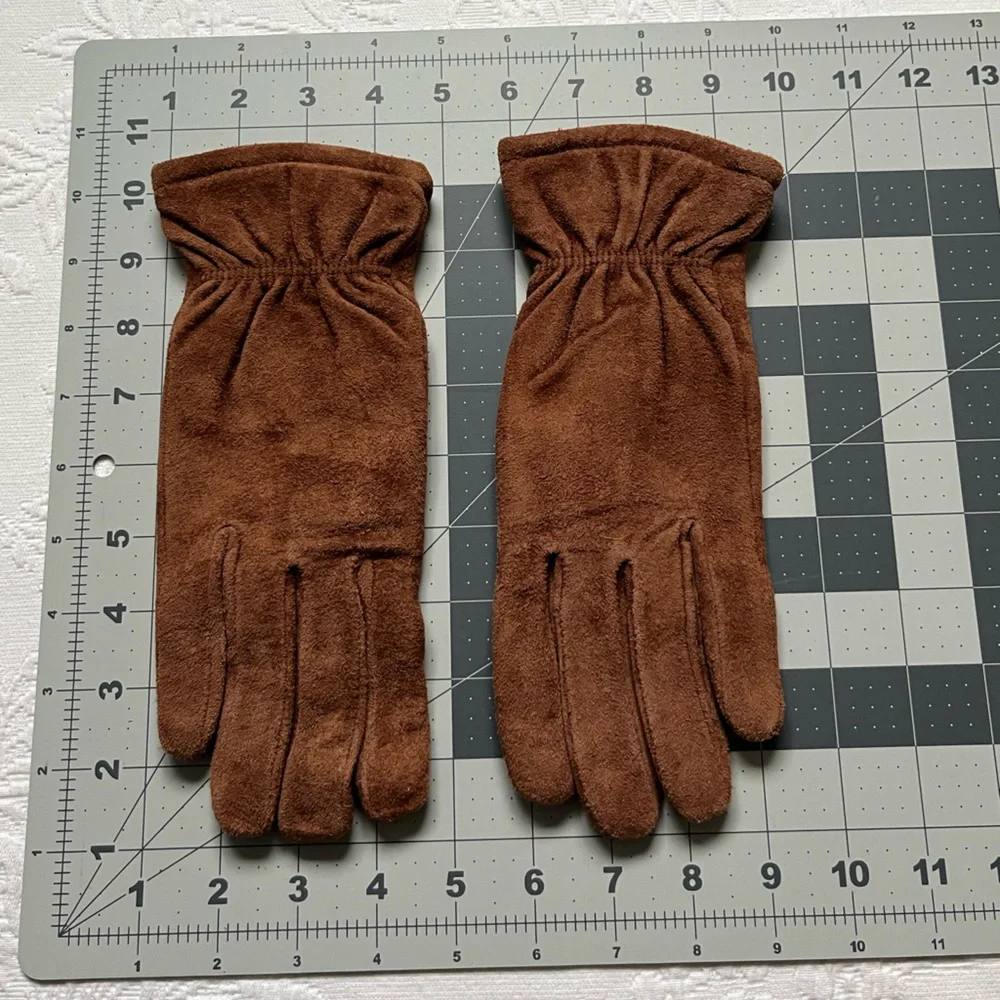 Isotoner Wonder Fit Suede Leather Gloves M Camel Brown Fleece Lined Vintage - Picture 6 of 7